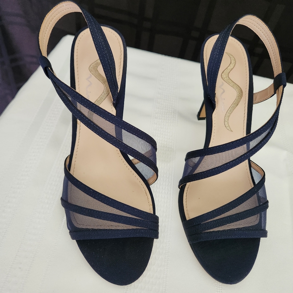 Heels/ Shoes